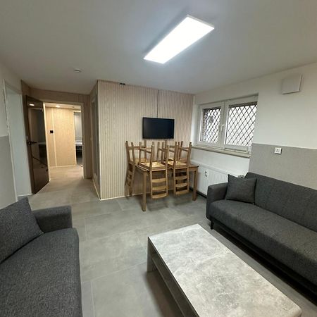 Charmante 2 Zimmer Souterrain Хановер Екстериор снимка